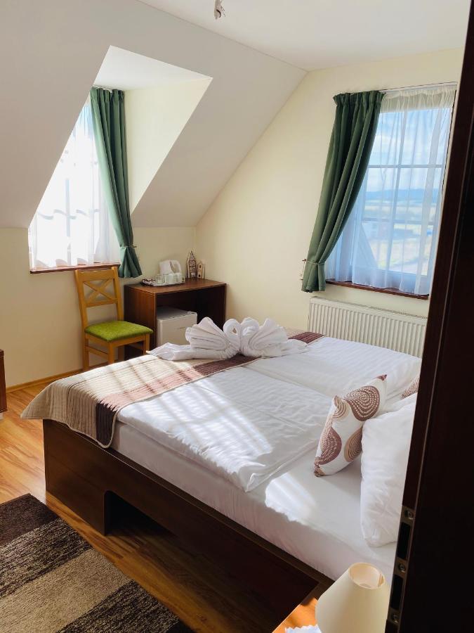 Vila Mlynica Vel'ka Lomnica Exteriör bild