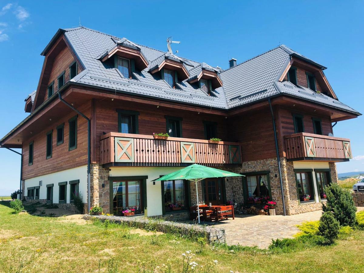Vila Mlynica Vel'ka Lomnica Exteriör bild